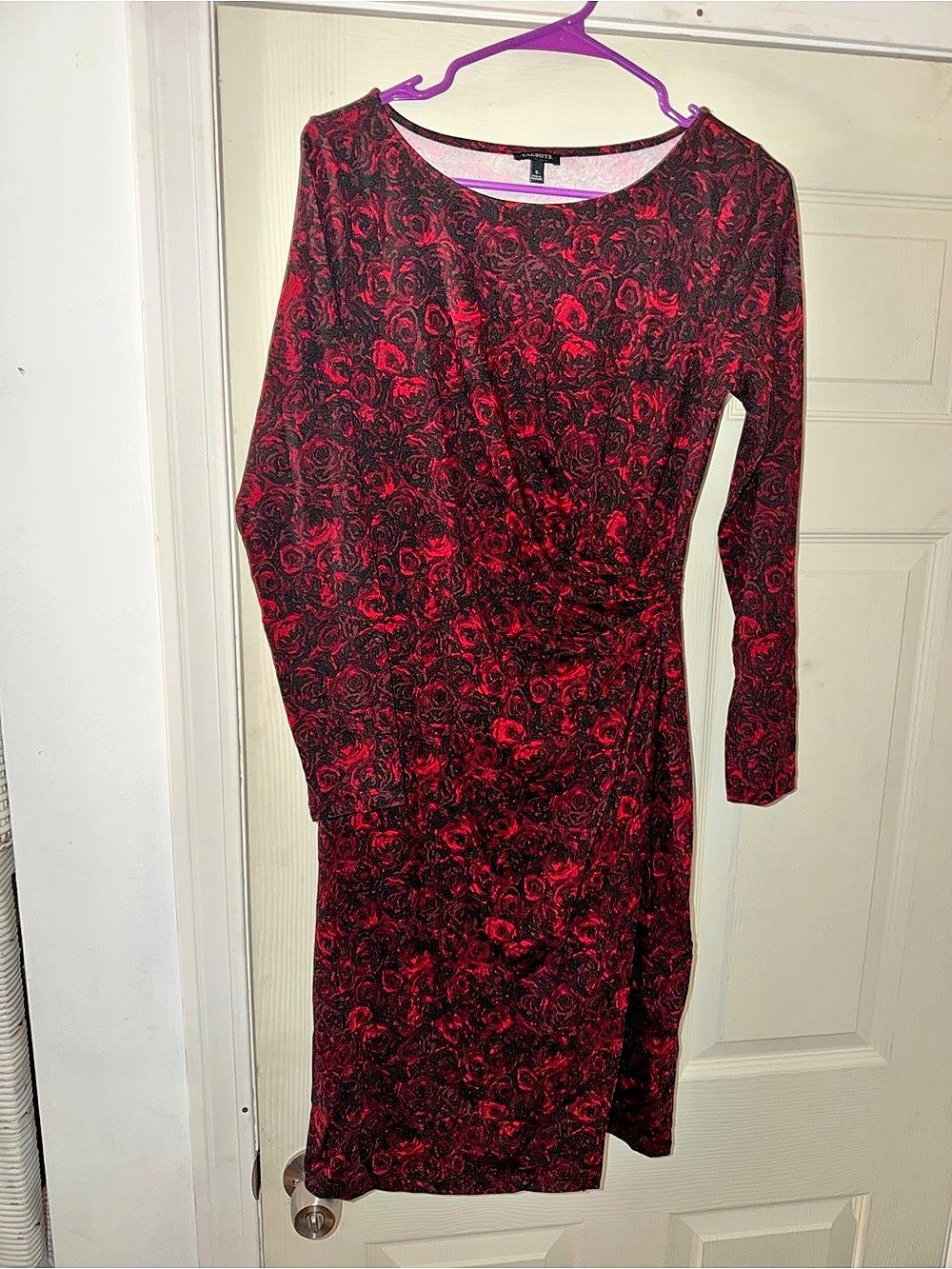 Talbots Red & Black Rose Print Knit Dress Floral Midi Dress in Black & Red Size